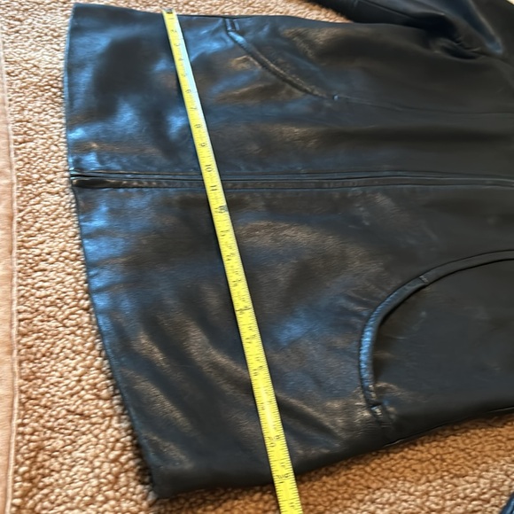 AWESOME Lambskin Jacket - Vintage - Picture 14 of 16